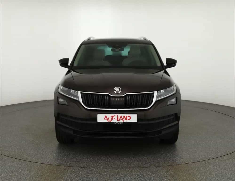 Skoda Kodiaq 1.4 TSI Style 4x4 LED Navi Keyless Kamera 01/2018-photo-7