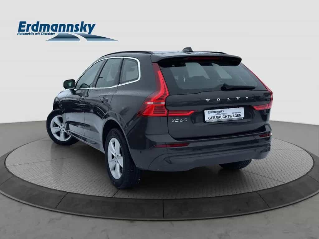 Volvo XC60 B4 Momentum Pro/Navi/LED/AHK/Pano/360K/LHZ 04/2022-photo-1