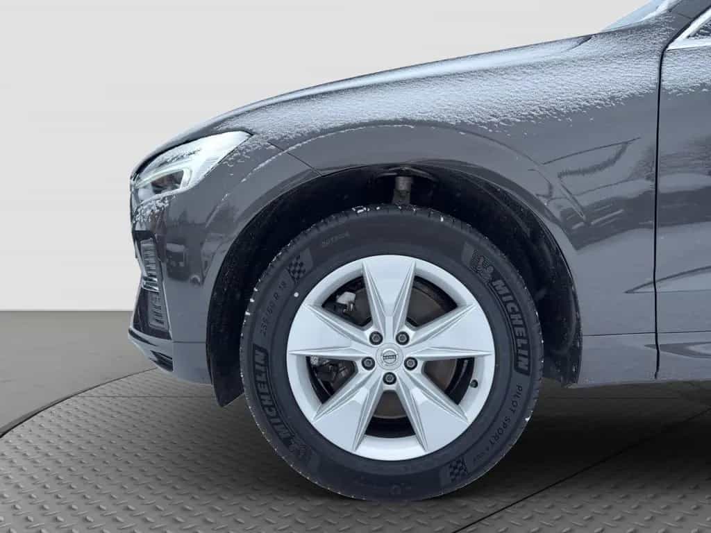 Volvo XC60 B4 Momentum Pro/Navi/LED/AHK/Pano/360K/LHZ 04/2022-photo-17