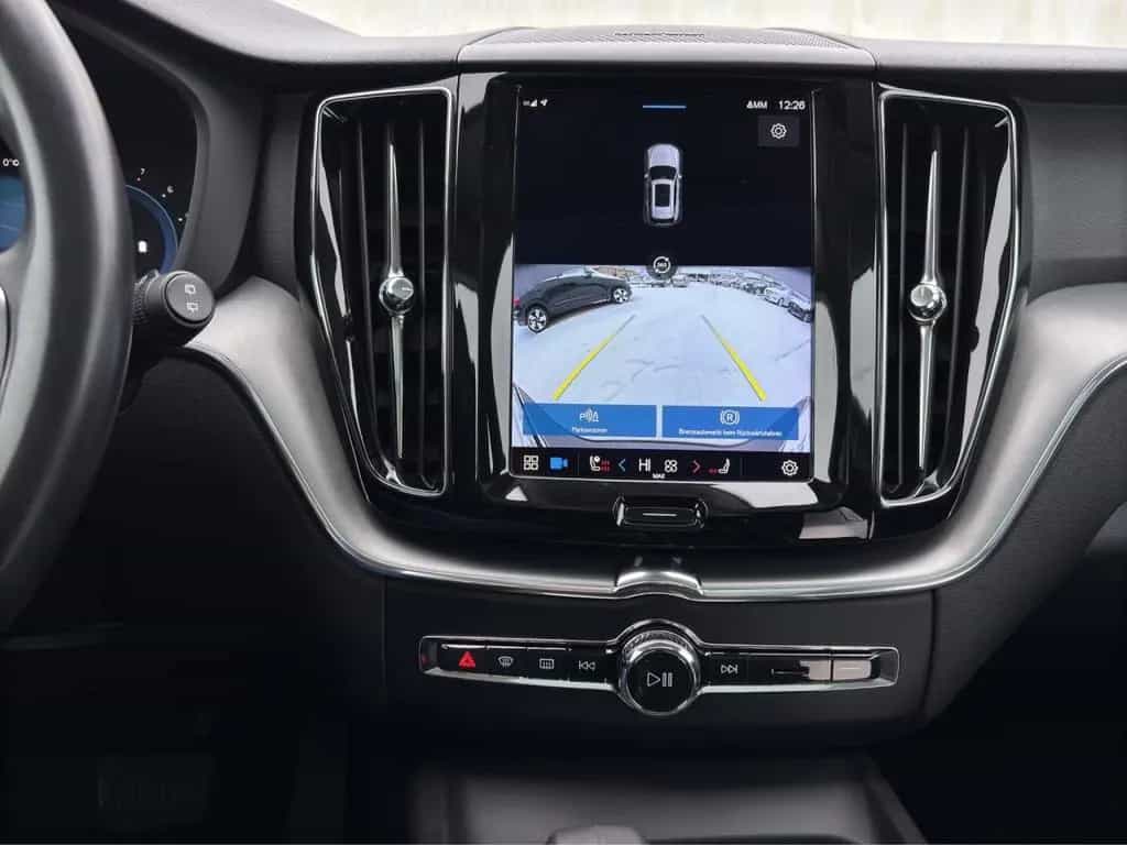 Volvo XC60 B4 Momentum Pro/Navi/LED/AHK/Pano/360K/LHZ 04/2022-photo-22