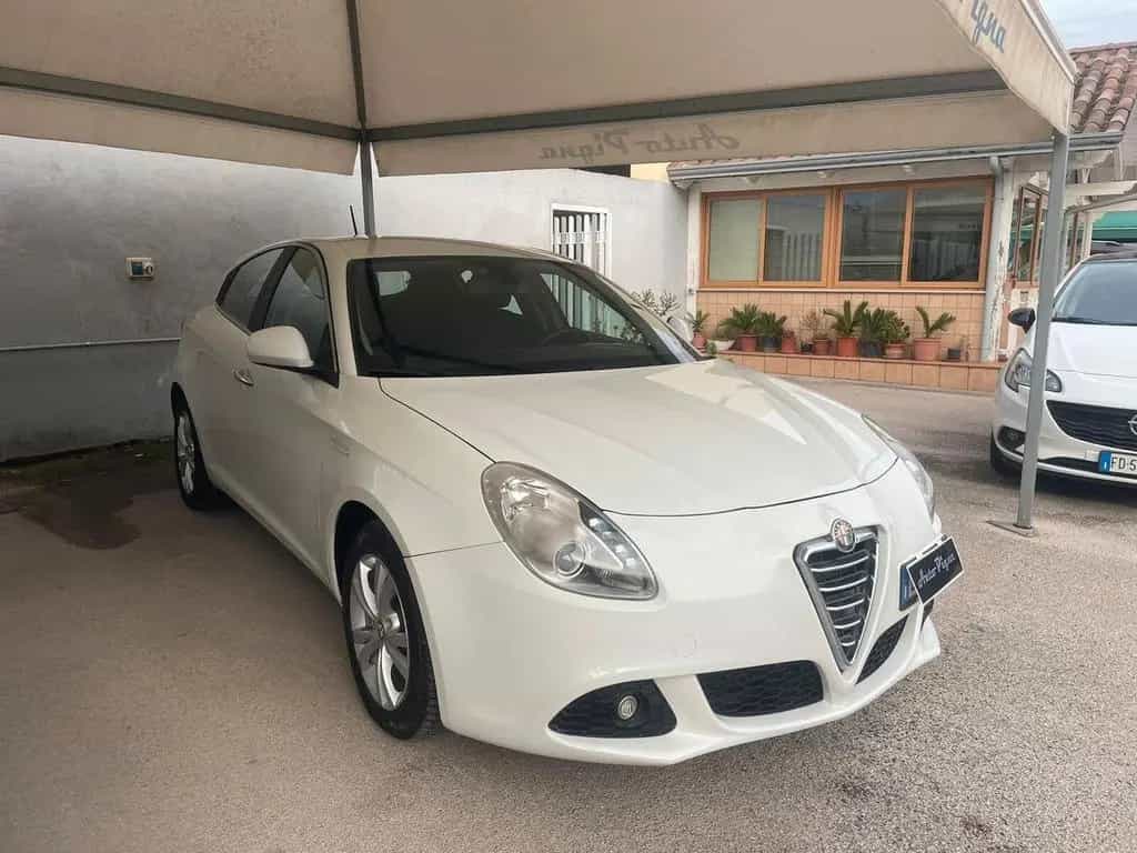 Alfa Romeo Giulietta 1.6 JTDm-2 105 CV Exclusive 06/2012-photo-1