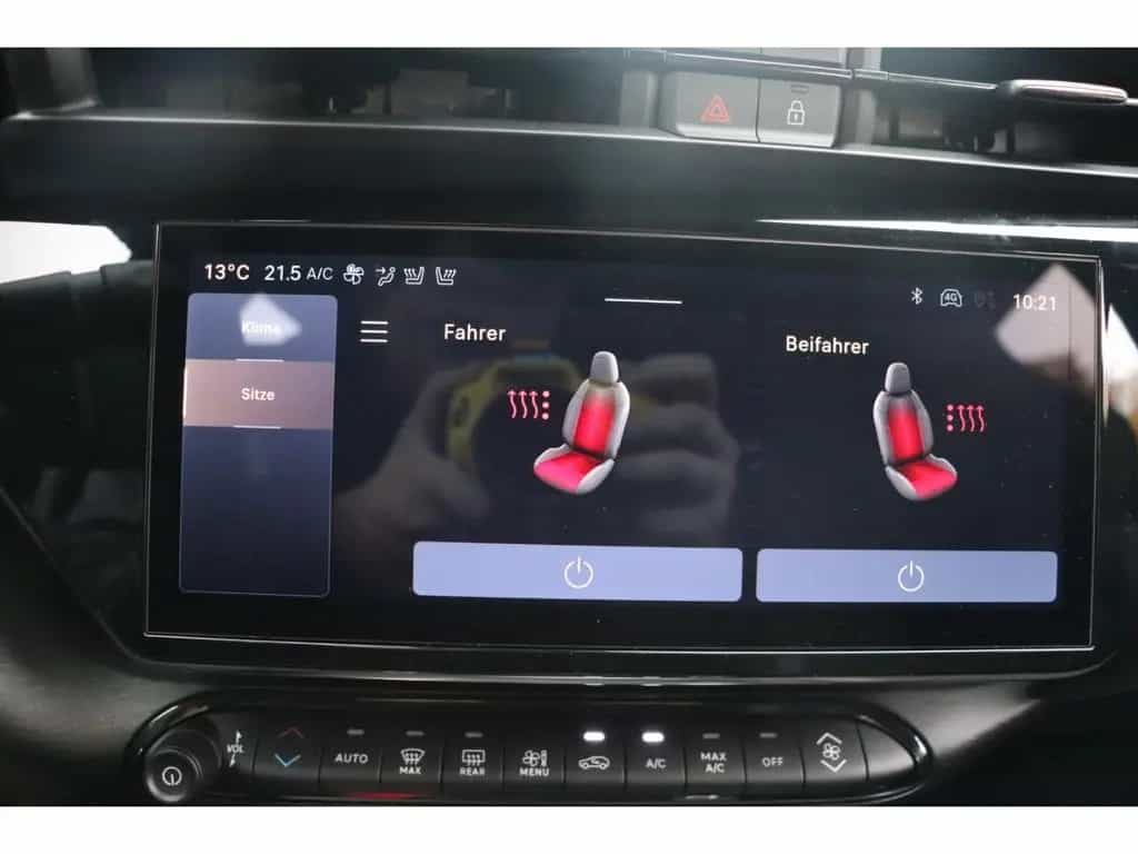 Alfa Romeo Junior IBRIDA Q4 1.2 VGT 145PS DCT6 SPORT SABELT 02/2026-photo-26