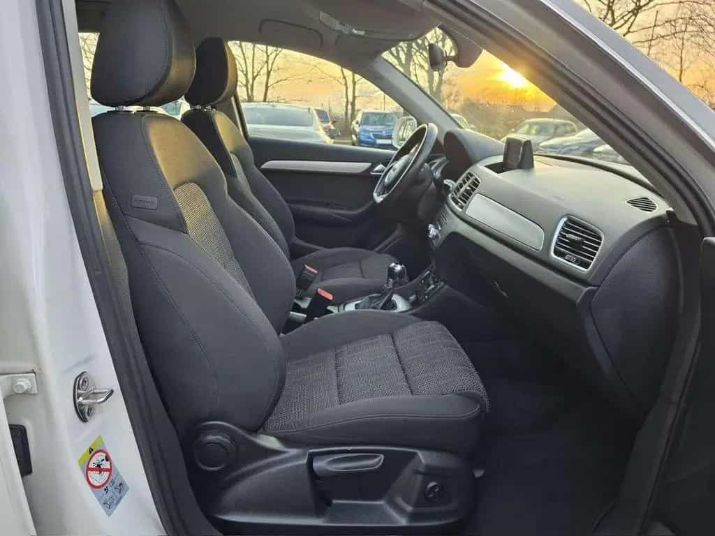 Audi Q3 sport 1,4 TFSI ACT S-tronic 12/2017-photo-13