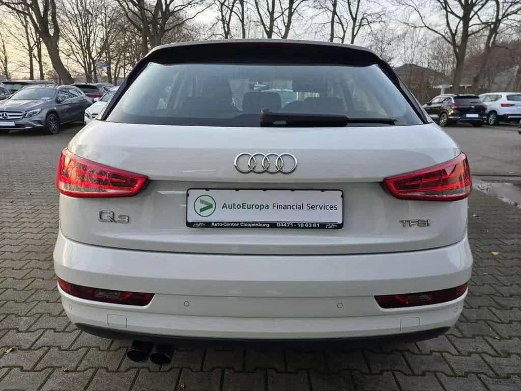 Audi Q3 sport 1,4 TFSI ACT S-tronic 12/2017-photo-5