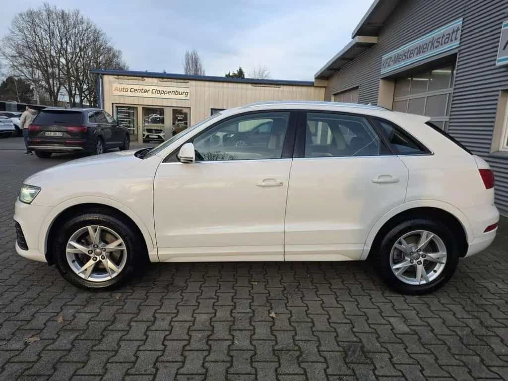 Audi Q3 sport 1,4 TFSI ACT S-tronic 12/2017-photo-7
