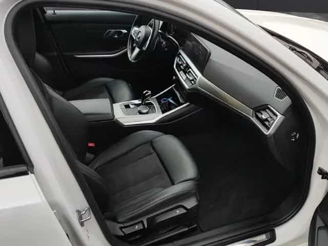 BMW 3 Series 330 d xDrive M Sport*Ambiente*AHK*Hifi*Wlan*LED* 06/2022-photo-17