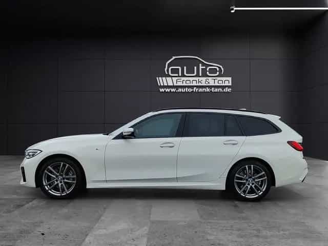 BMW 3 Series 330 d xDrive M Sport*Ambiente*AHK*Hifi*Wlan*LED* 06/2022-photo-2