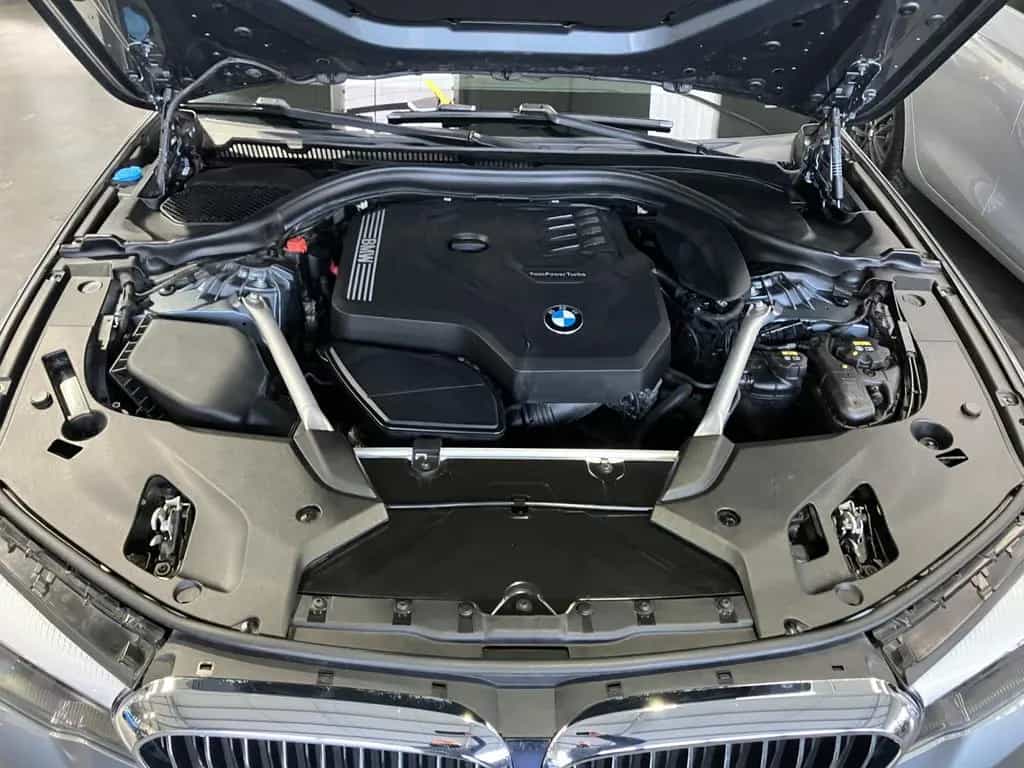 BMW 5 Series 520 i 2.0 Essence 184 HP AUTO 06/2019-photo-12
