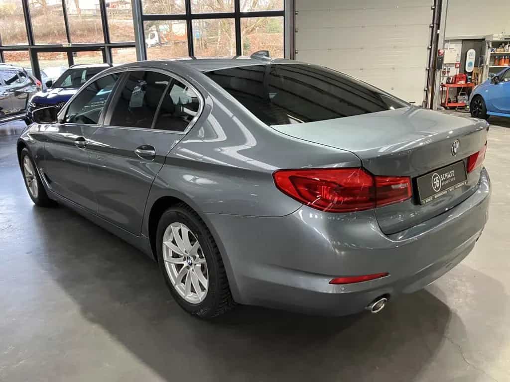BMW 5 Series 520 i 2.0 Essence 184 HP AUTO 06/2019-photo-4