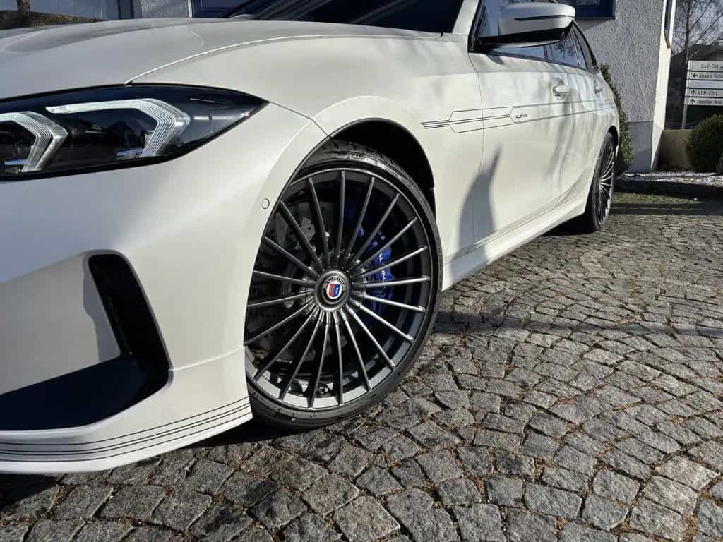 ALPINA D3 S Touring SWITCH-TRONIC Allrad 10/2025-photo-6