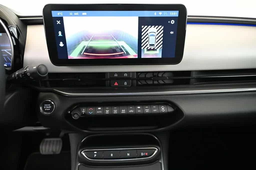 Fiat 600 1.2 Hybrid 101 DCT6 La Prima LED/NAVI/SHZ/18 02/2025-photo-14