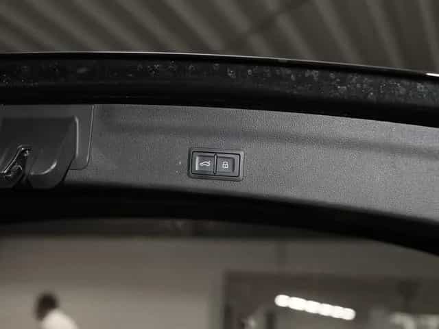 Audi A6 04/2025-photo-13