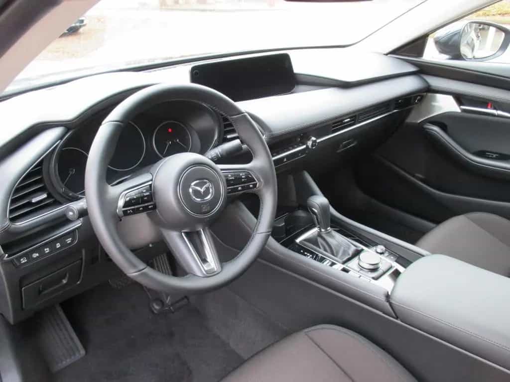 Mazda 3 4SN 2.5L e-SKYACTIV G 140 6AT Exclusive-Line 02/2026-photo-8
