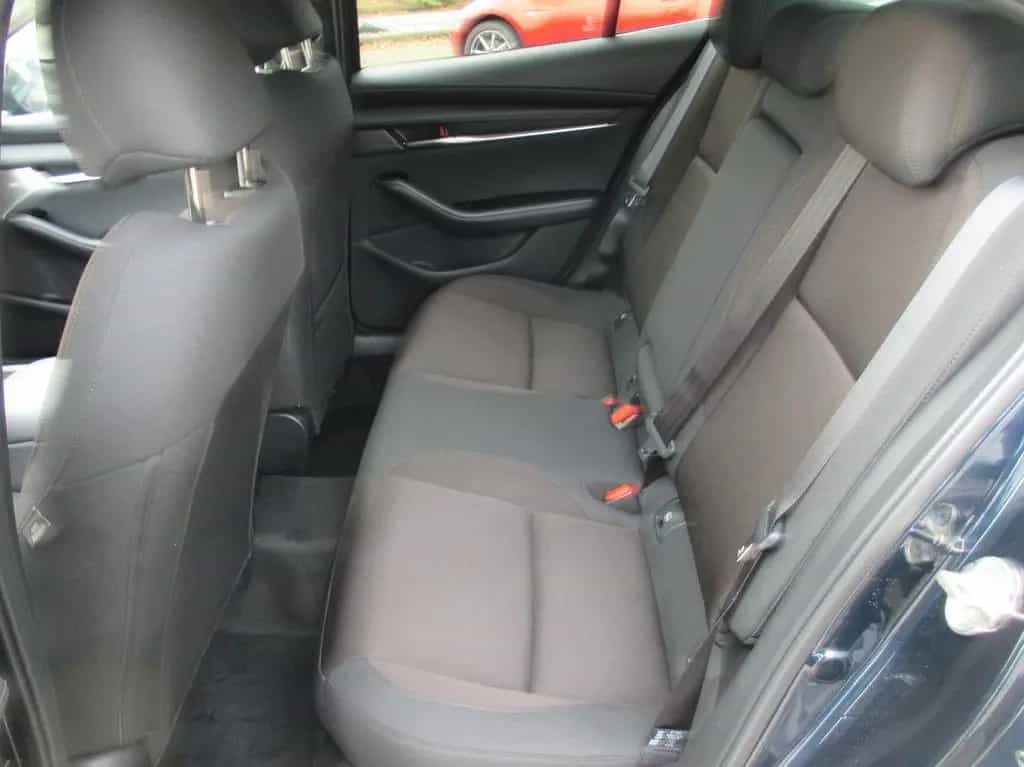 Mazda 3 4SN 2.5L e-SKYACTIV G 140 6AT Exclusive-Line 02/2026-photo-9