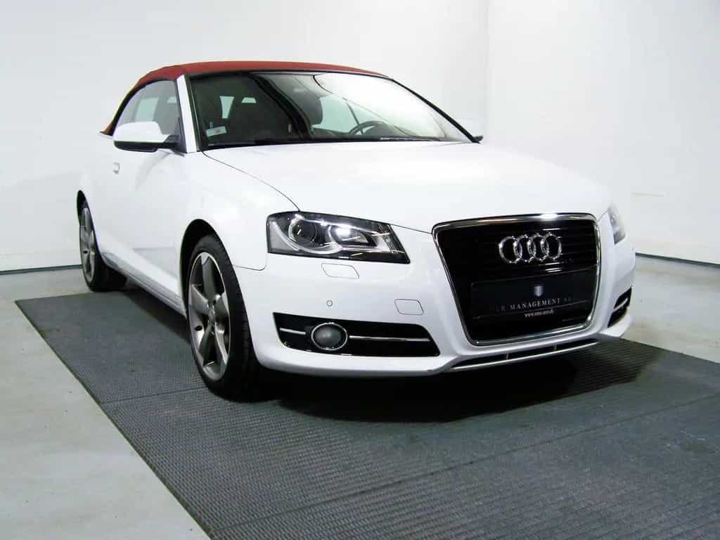 Audi A3 1.8 TFSI Ambition AUTOM LEDER+NAV+PDC+XEN+SHZ 04/2013-photo-2