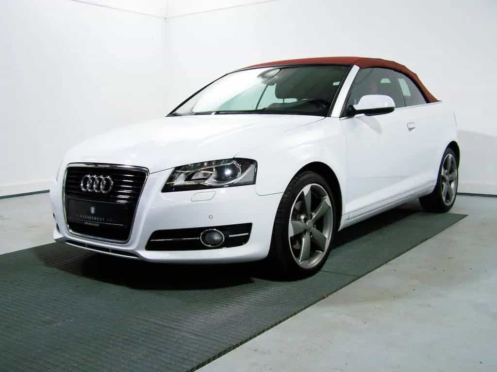 Audi A3 1.8 TFSI Ambition AUTOM LEDER+NAV+PDC+XEN+SHZ 04/2013-photo-3