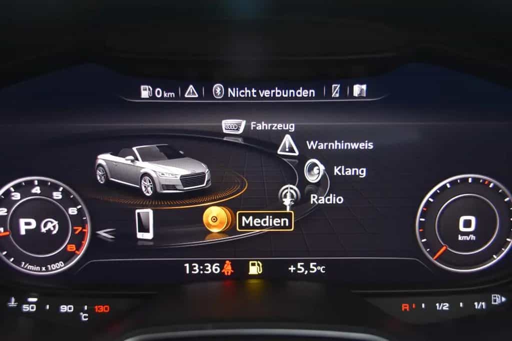 Audi TT 2.0 TFSI Quattro S-Line DSG LED Navi B&O PDC 06/2015-photo-24
