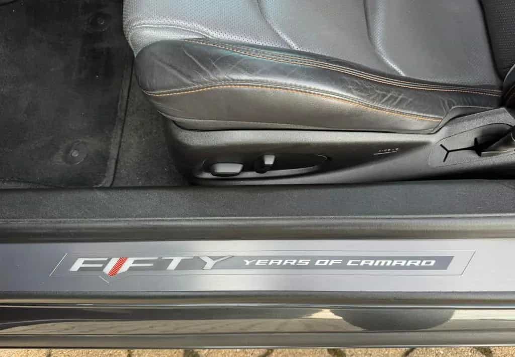 Chevrolet Camaro V6 3,6 50th Anniversary Edition 06/2017-photo-25
