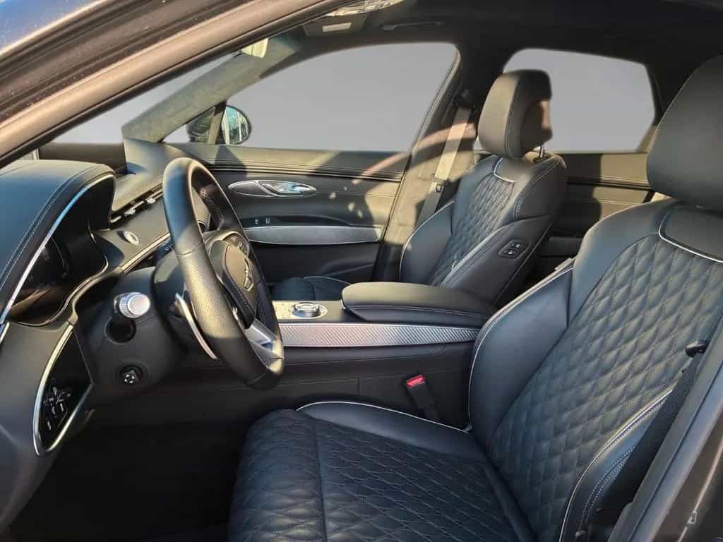 Genesis GV70 Sport 4WD * LED*NAVI*KAMERA*PANO*LEDER * 11/2024-photo-7