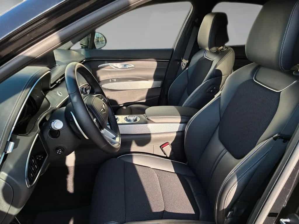 Genesis GV70 Sport AWD * KAMERA*LED*NAVI*LEDER*PANO * 11/2024-photo-2
