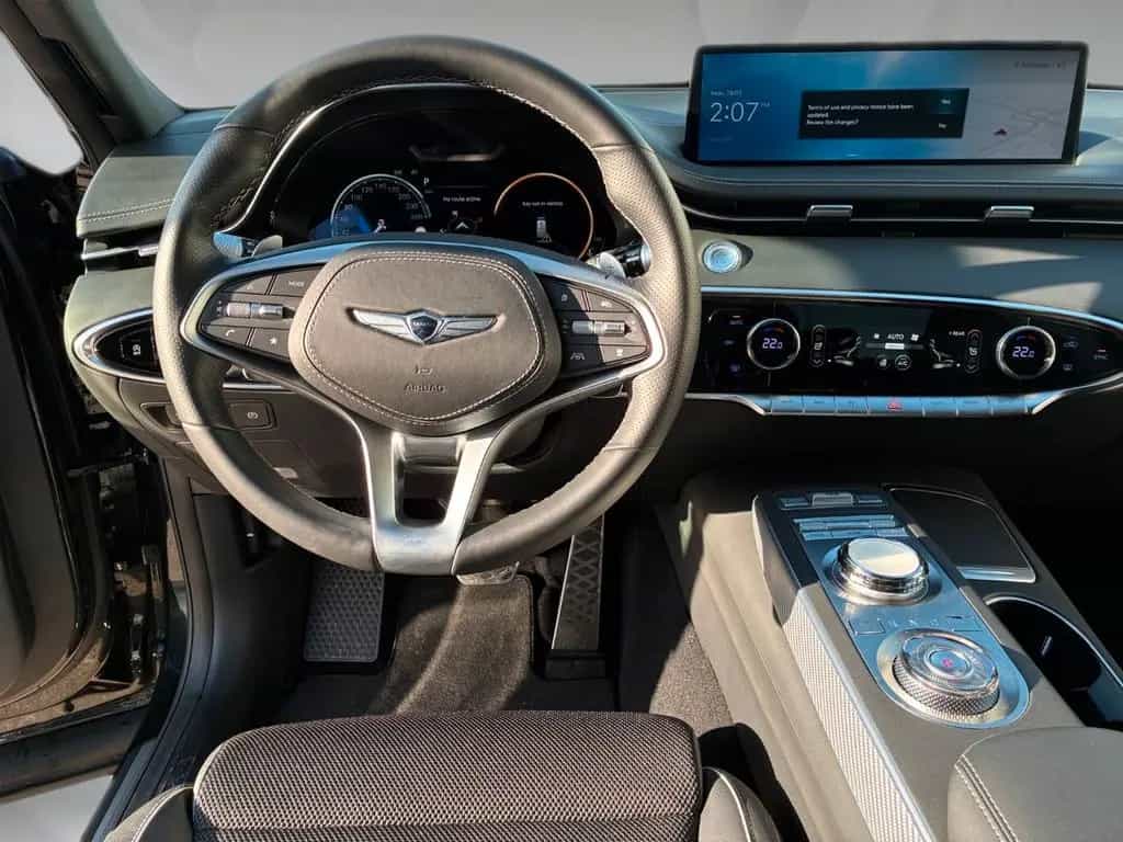 Genesis GV70 Sport AWD * KAMERA*LED*NAVI*LEDER*PANO * 11/2024-photo-3