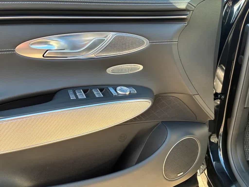 Genesis GV70 Sport AWD * KAMERA*LED*NAVI*LEDER*PANO * 11/2024-photo-8