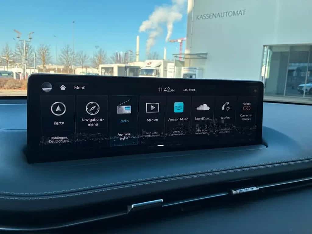 Genesis GV70 Sport AWD * LED*NAVI*KAMERA*LEDER*PANO * 11/2024-photo-15