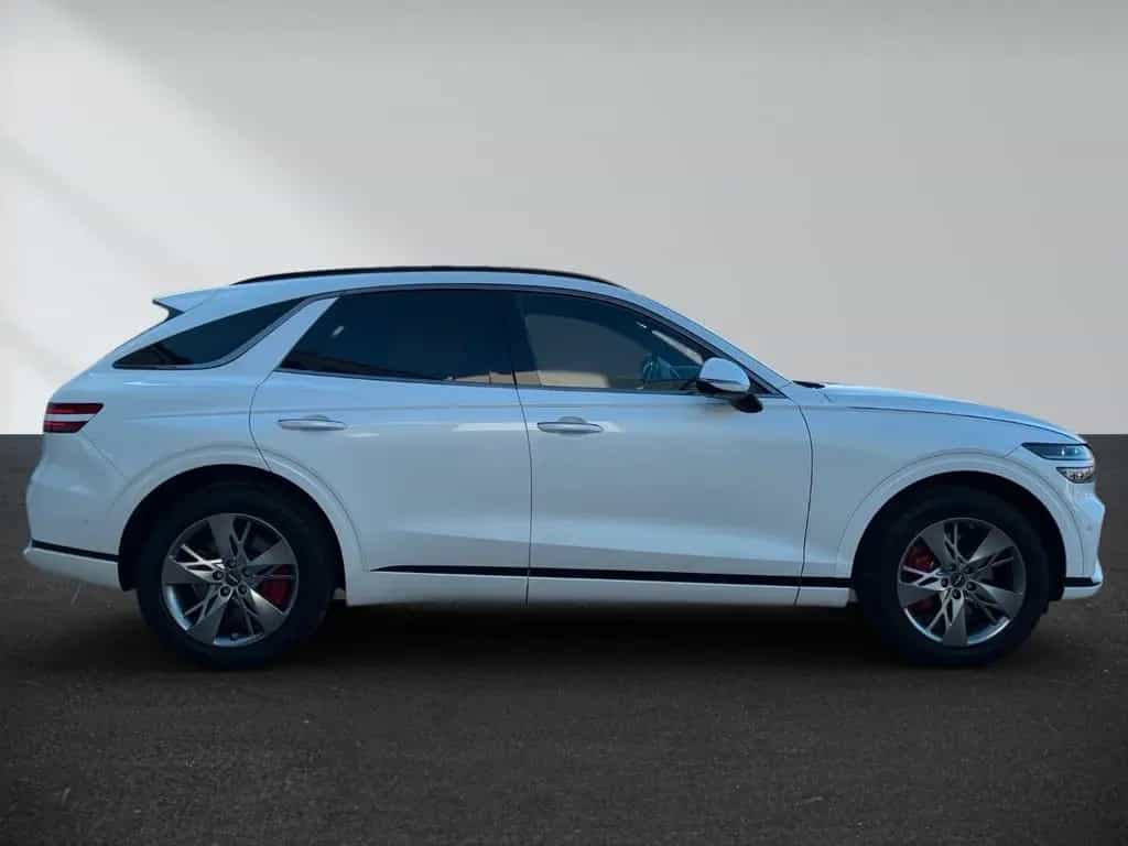 Genesis GV70 Sport AWD * LED*NAVI*KAMERA*LEDER*PANO * 11/2024-photo-2