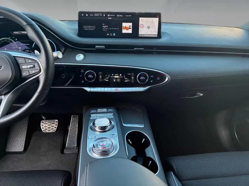 Genesis GV70 Sport AWD * KAMERA*NAVI*LED*PANO*LEDER * 11/2024-photo-10
