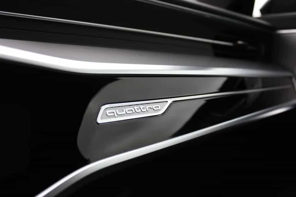 Audi A6 Av. 55 TFSI qu S-Line Pano ACC 20" Blackstyle 12/2022-photo-20