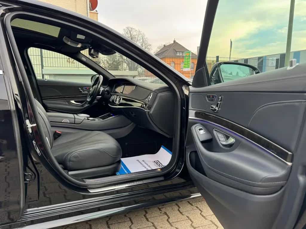 Mercedes-Benz S-Class 350d AMG-LINE*9G*1HD*HUD*PANO*MASSA*DISTR*360° 03/2017-photo-33