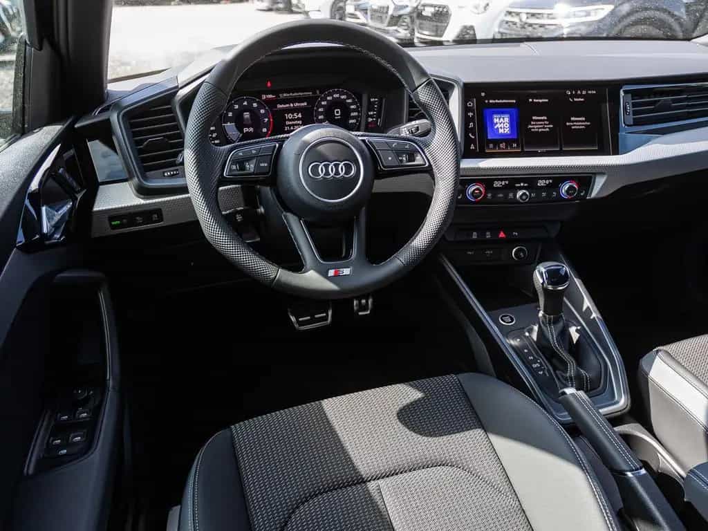 Audi A1 Sportback S line 30 TFSI 116PS Stronic LED 17 null-photo-15