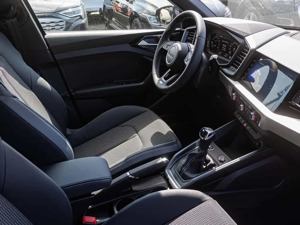 Audi A1 Sportback S line 30 TFSI 116PS Stronic LED 17 null-photo-19