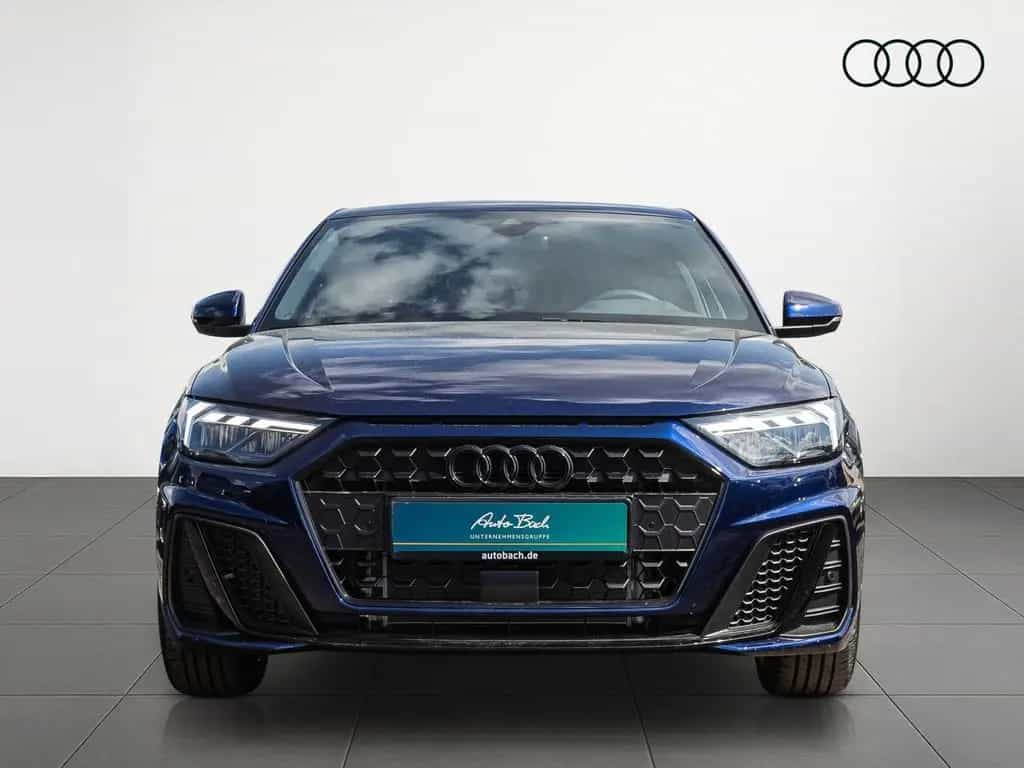 Audi A1 Sportback S line 30 TFSI 116PS Stronic LED 17 null-photo-2