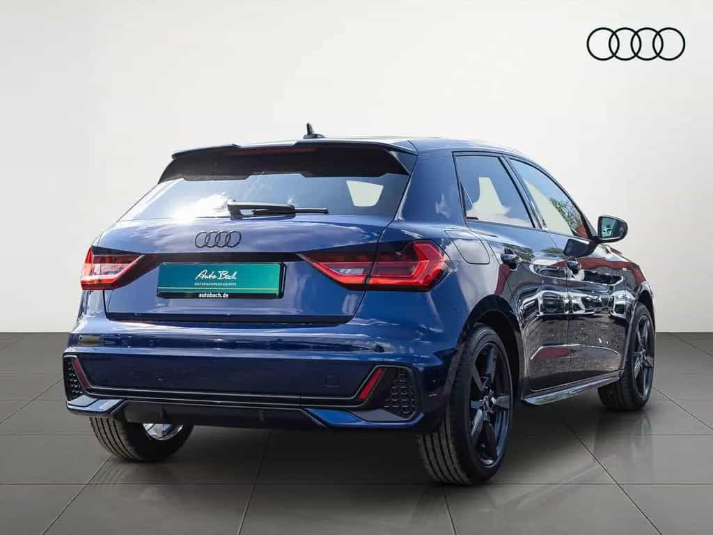 Audi A1 Sportback S line 30 TFSI 116PS Stronic LED 17 null-photo-4