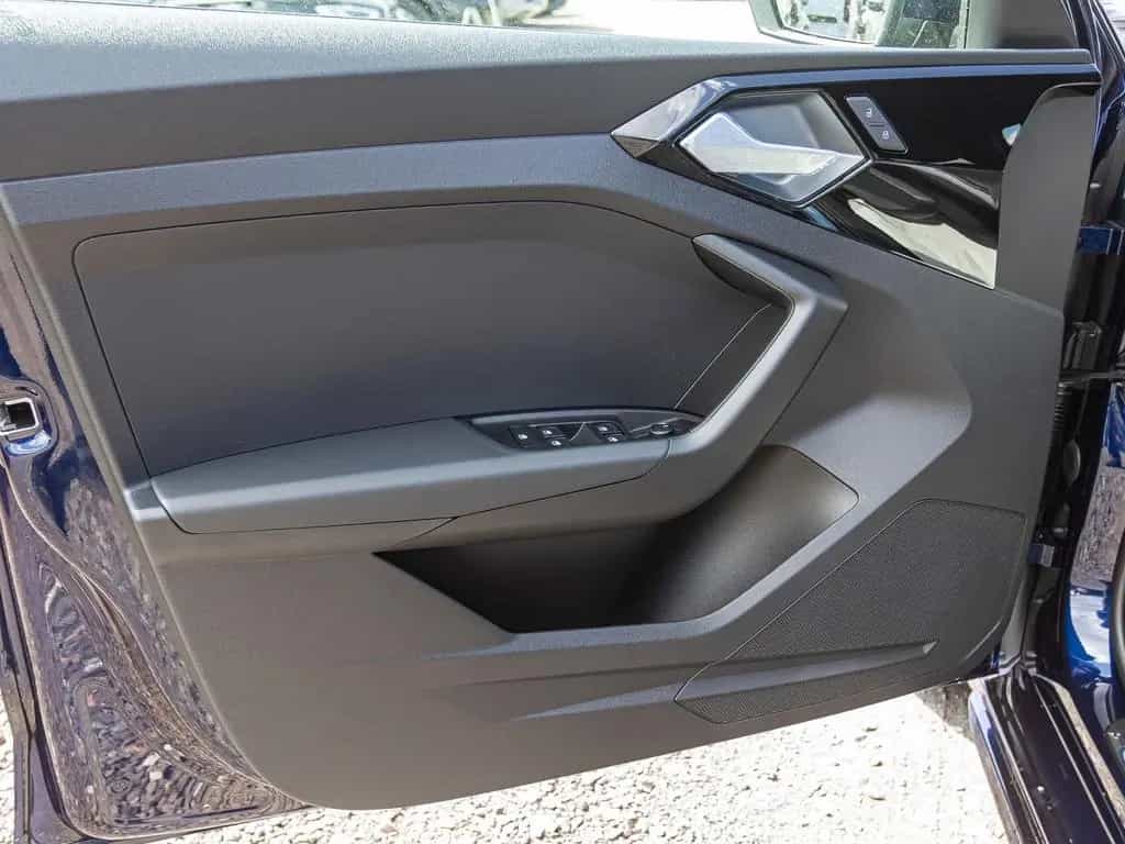 Audi A1 Sportback S line 30 TFSI 116PS Stronic LED 17 null-photo-7