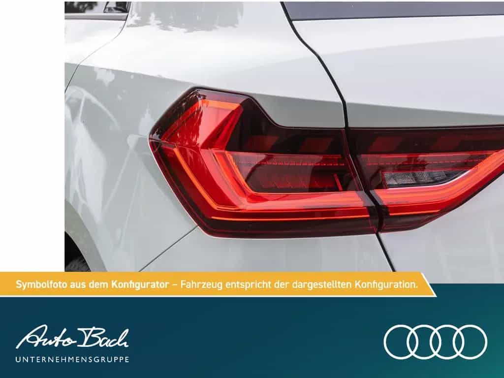 Audi A1 Sportback S line 30 TFSI 116PS Stronic LED 17 null-photo-8