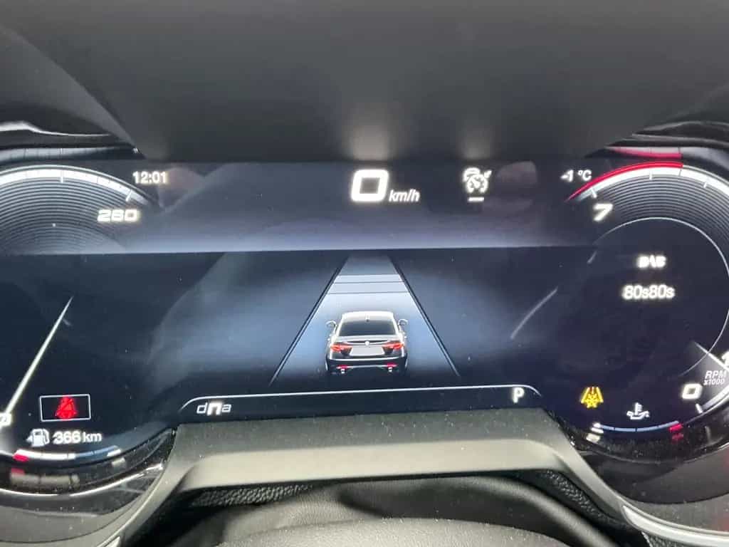 Alfa Romeo Giulia Competizione Q4 LED Leder Navi Kamera ACC 05/2023-photo-19