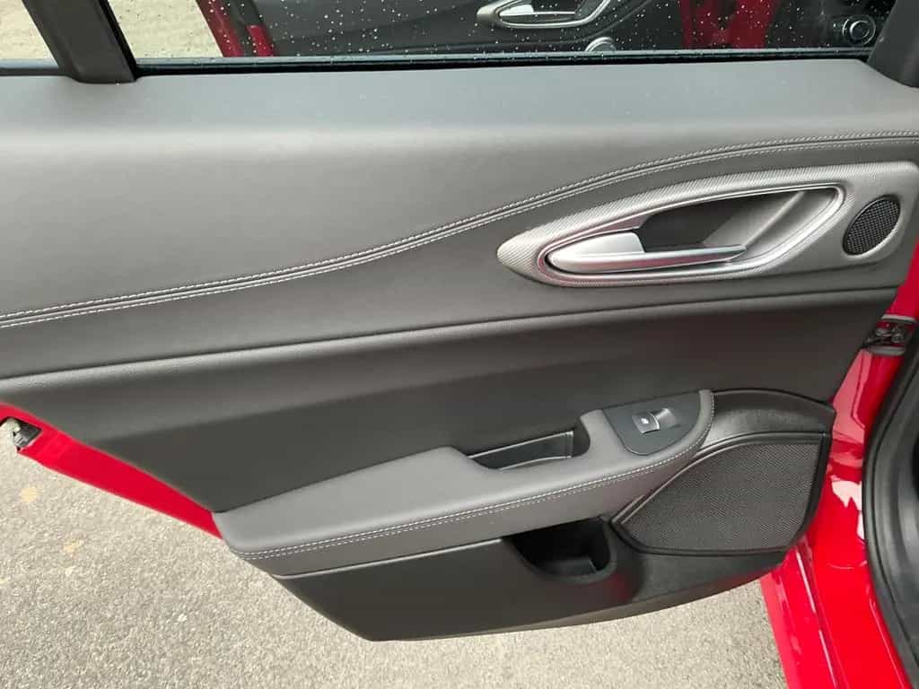 Alfa Romeo Giulia Competizione Q4 LED Leder Navi Kamera ACC 05/2023-photo-35