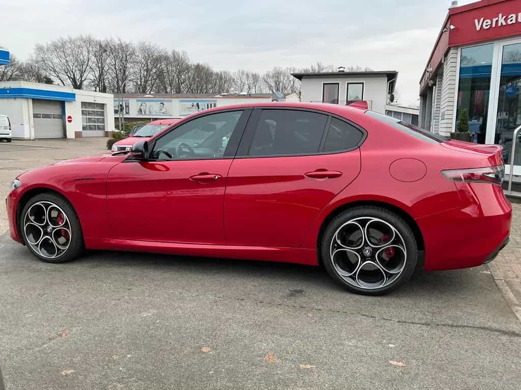 Alfa Romeo Giulia Competizione Q4 LED Leder Navi Kamera ACC 05/2023-photo-7
