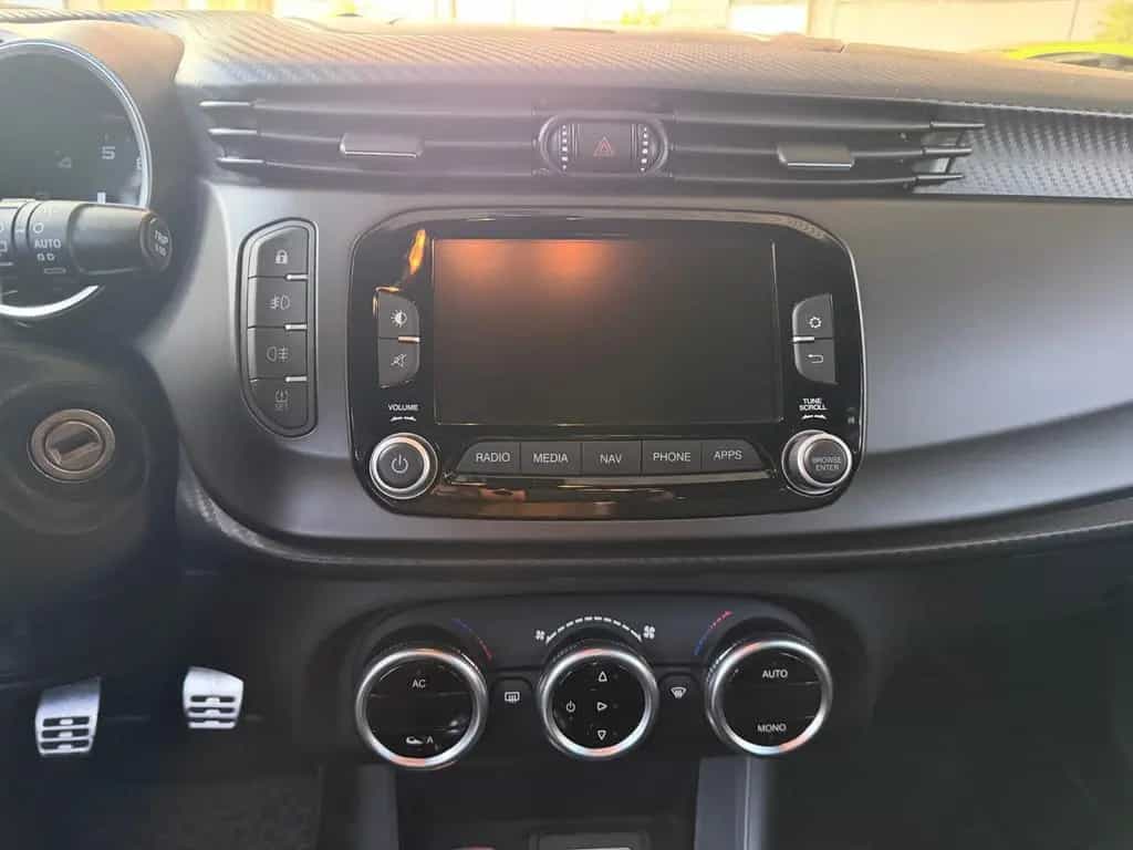 Alfa Romeo Giulietta Sport KLIMA NAV SHZ 04/2019-photo-14