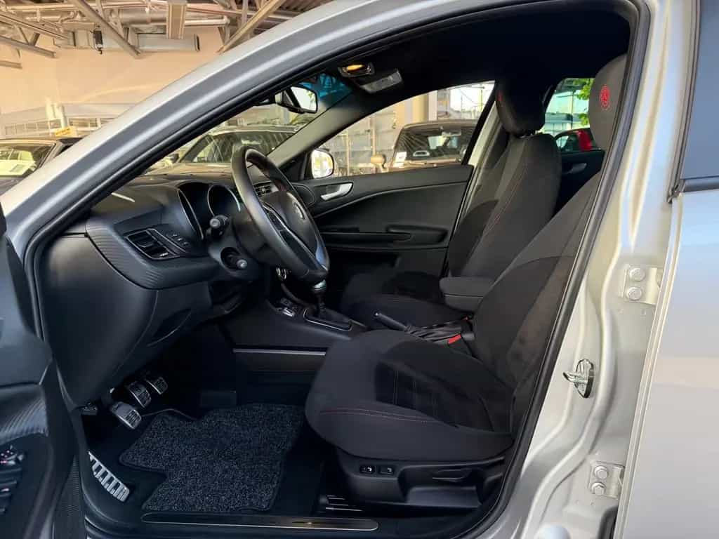 Alfa Romeo Giulietta Sport KLIMA NAV SHZ 04/2019-photo-9
