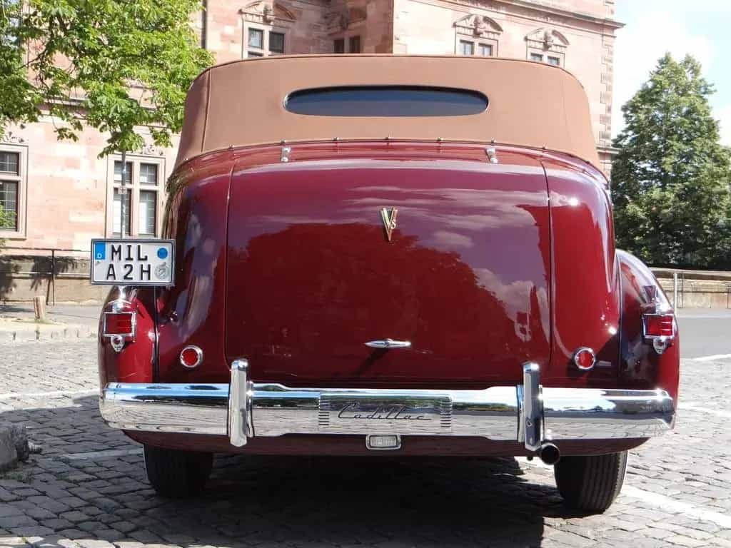 Cadillac Series 75 Fleetwood Convertible-Sedan Traumwagen 07/1938-photo-6