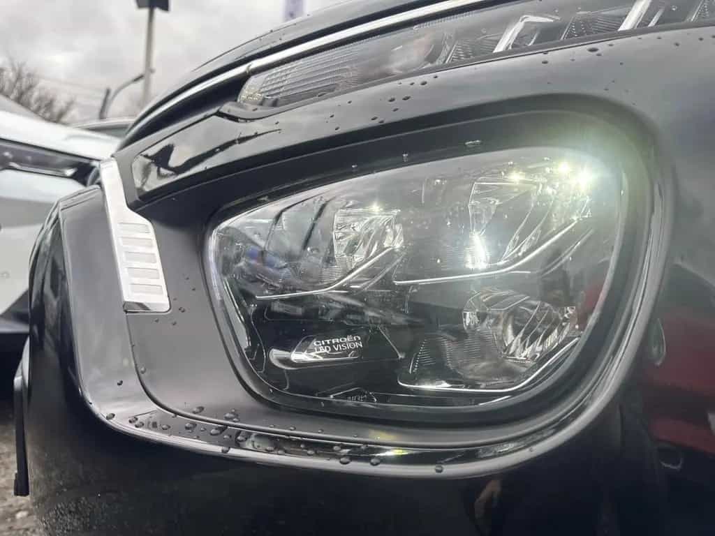 Citroën C3 Max Navi Kamera PDC App Klimaautomatik 02/2024-photo-29