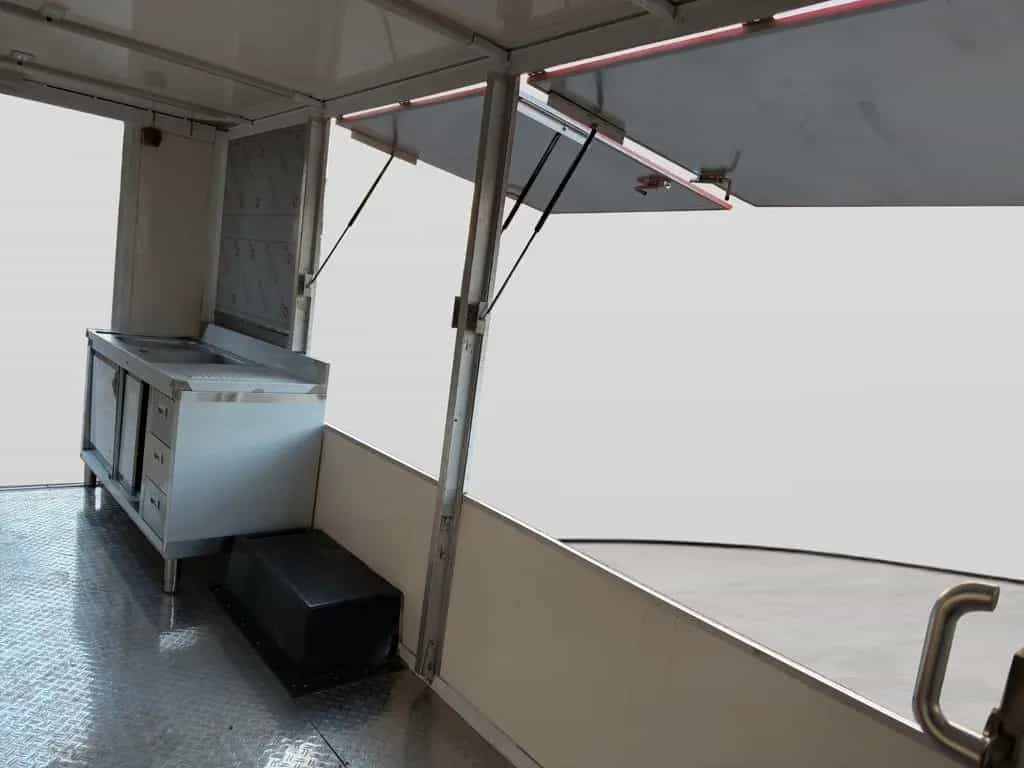 Iveco Daily Automatik Foodtruck / Imbisswagen 05/2012-photo-20