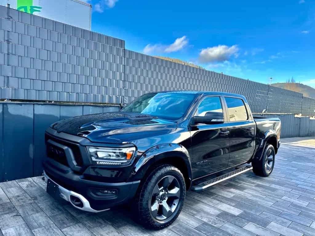 Dodge RAM 5,7 V8 WIDEBODY-OEM REBEL-OFFROAD-EDITION 01/2019-photo-2