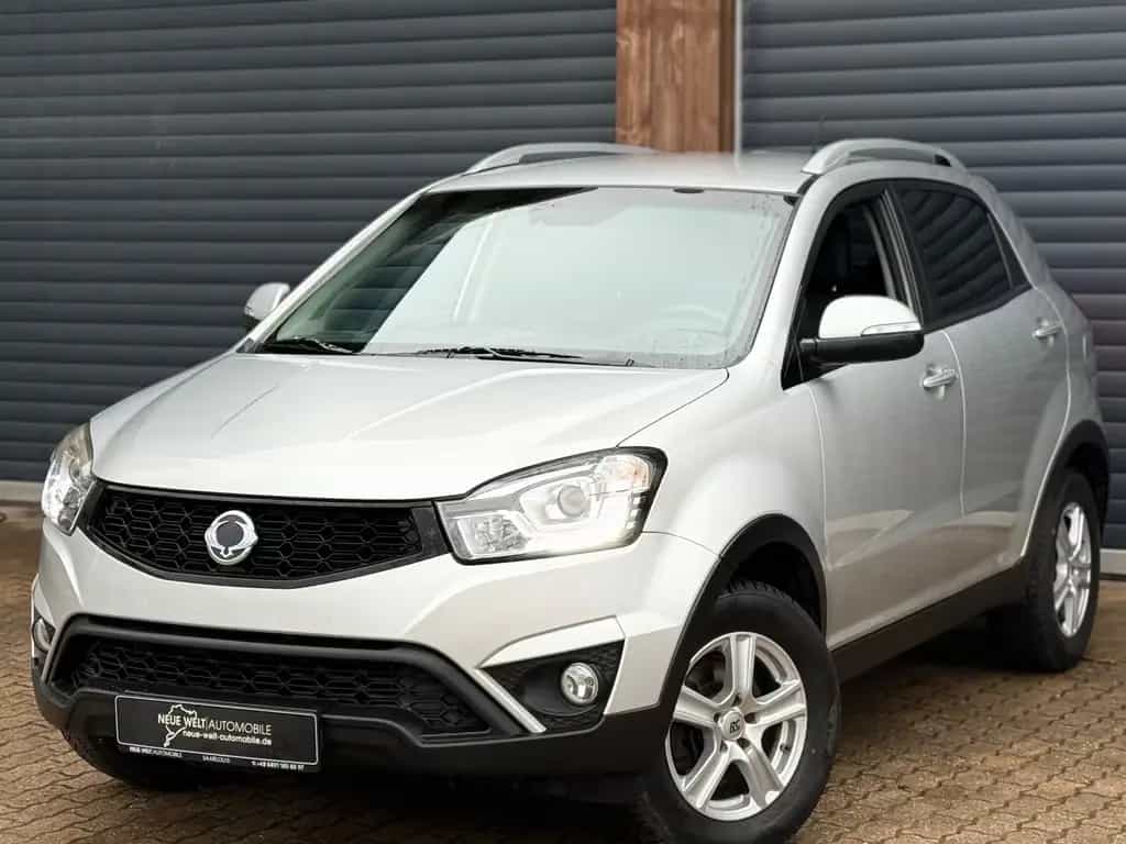 Ssangyong Korando Clever Ed/Kamera/LED/Tempomat/Klimaauto/ 03/2017-photo-0
