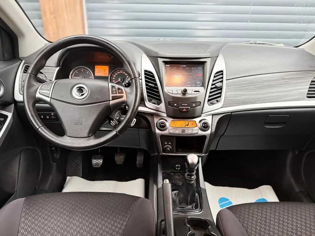 Ssangyong Korando Clever Ed/Kamera/LED/Tempomat/Klimaauto/ 03/2017-photo-13