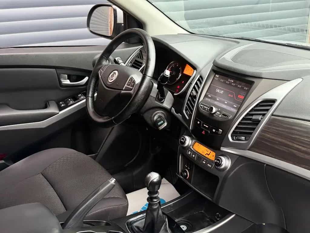 Ssangyong Korando Clever Ed/Kamera/LED/Tempomat/Klimaauto/ 03/2017-photo-21