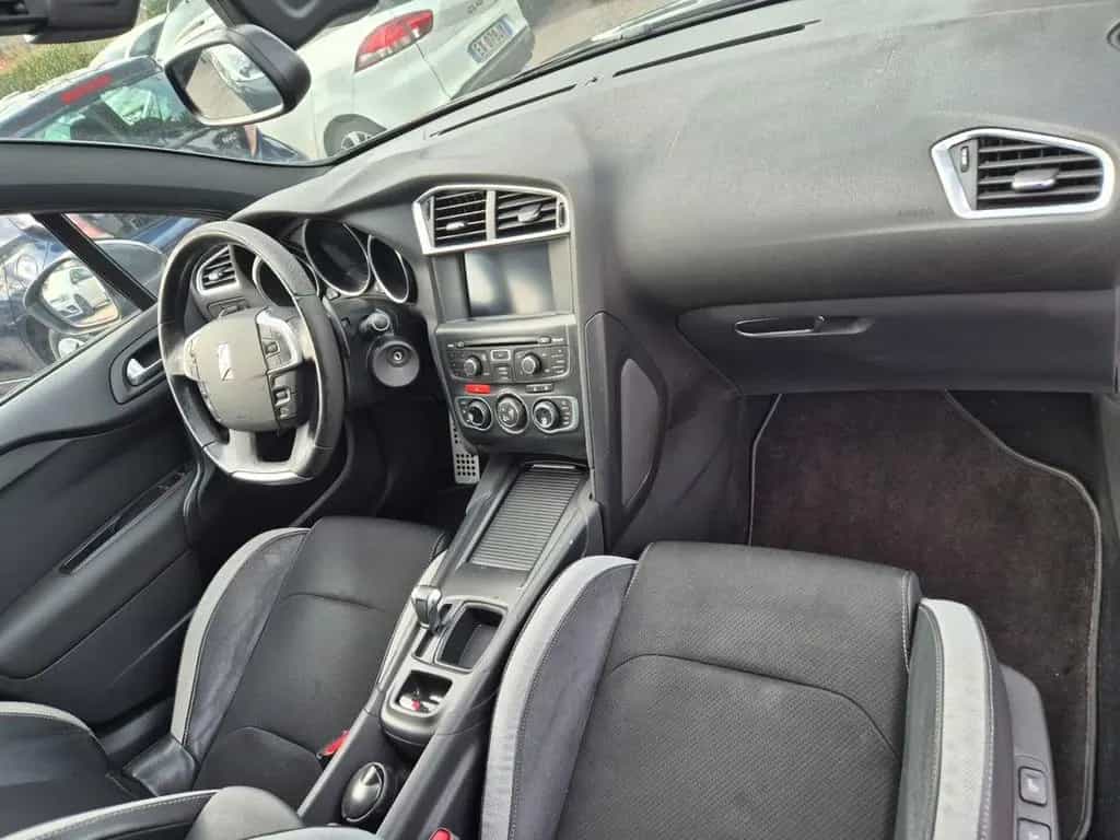 DS Automobiles DS4 Citroen C4 1.6 e-HDi 115 Exclusive 12/2014-photo-5